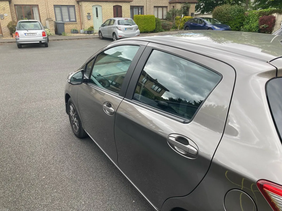 2020 Toyota Yaris - Image 3