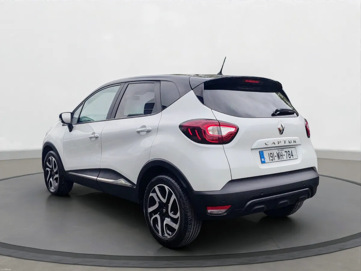 Renault Captur 2019 Iconic - Image 5
