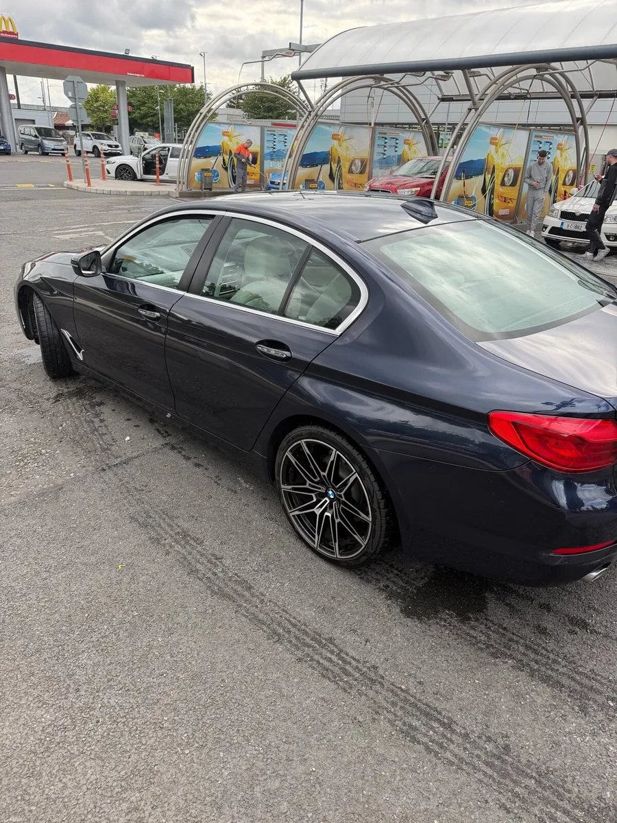 BMW 520D G30 Series Luxury - Image 4