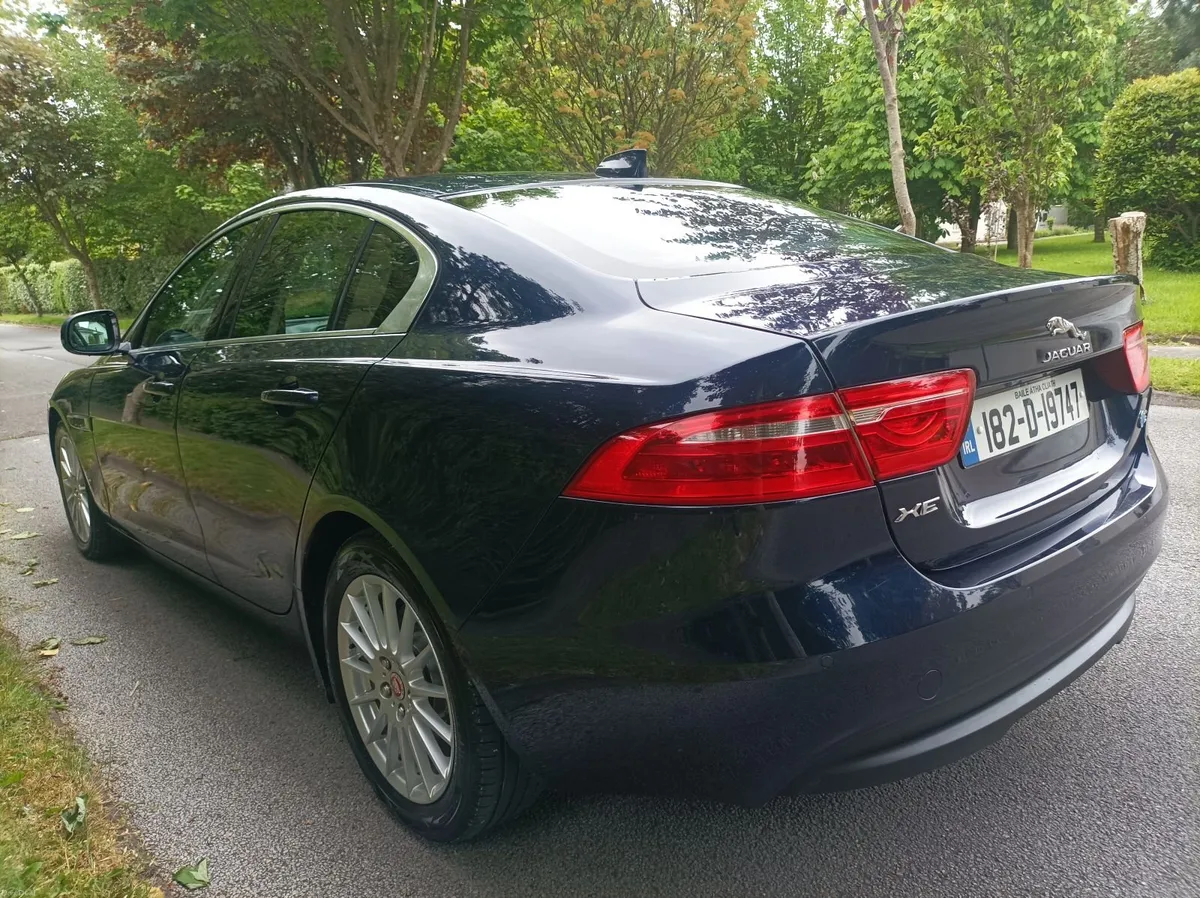 182 Jaguar XE Automatic Low Mileage - Image 4