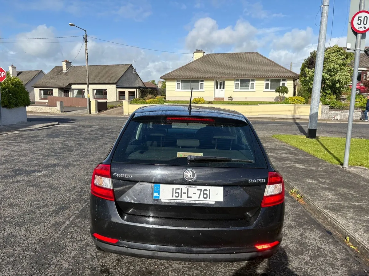 2015 Skoda rapid NCT 05.27 tax 10.26 - Image 4