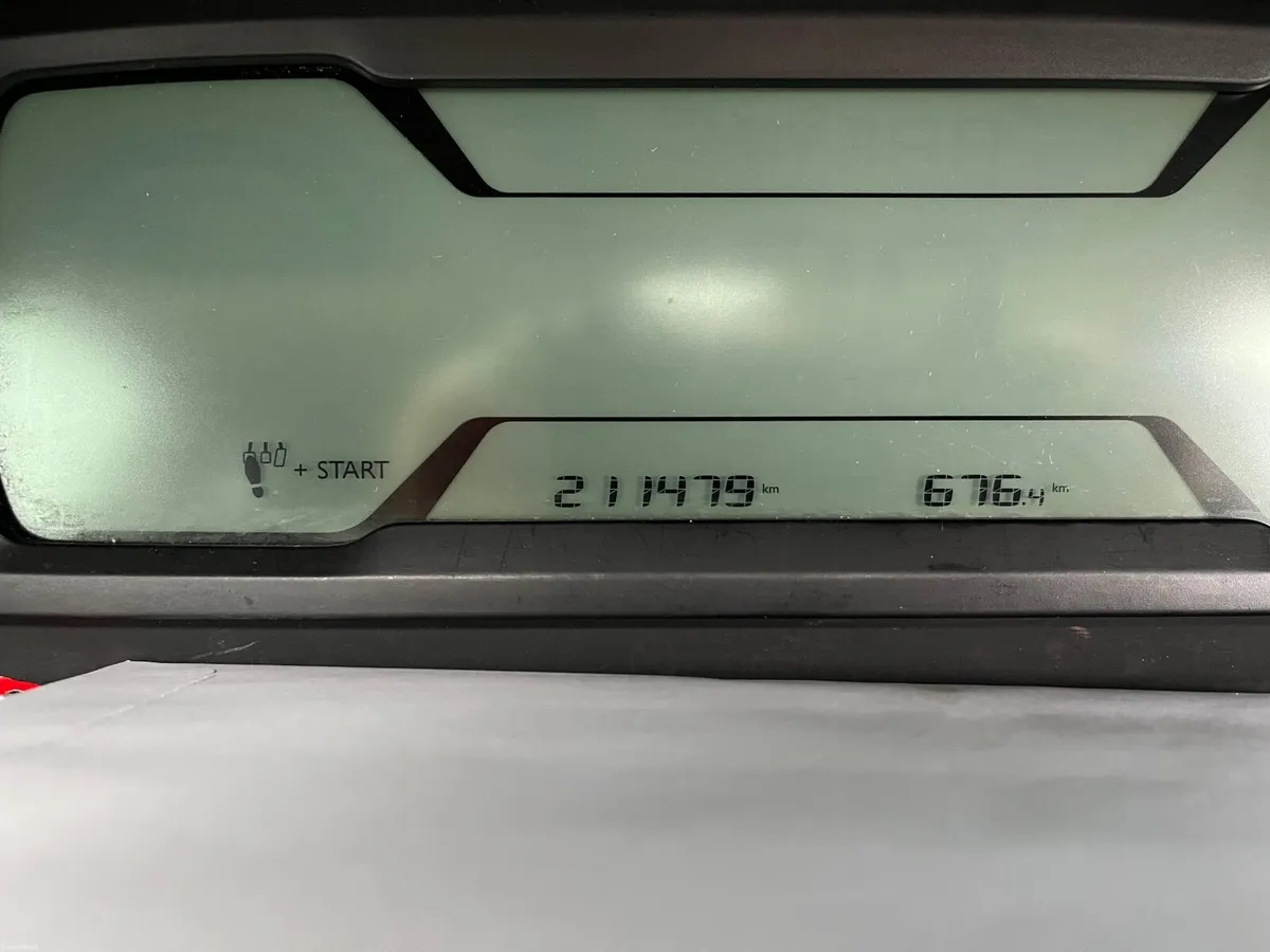 Citroen C4 2014 - Image 2