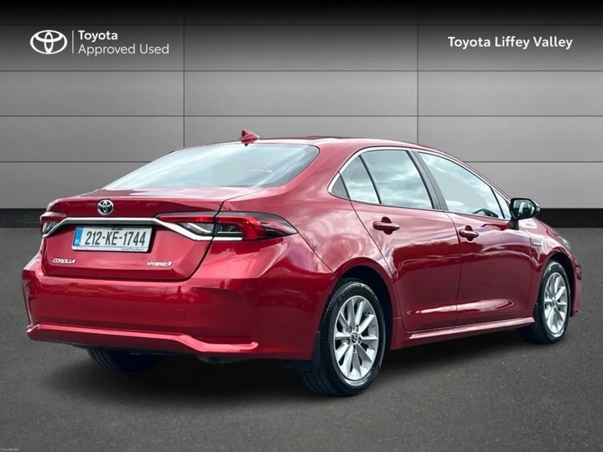 Toyota Corolla COROLLA HYBRID LUNA SALOON - Image 2
