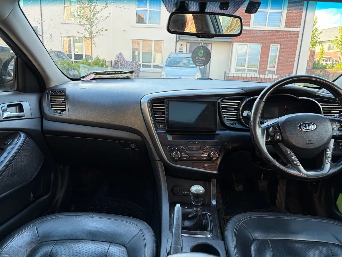 2013 Kia optima - Image 2