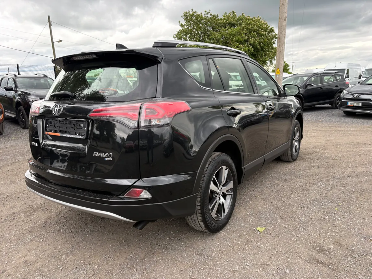 Toyota RAV4 - Image 3
