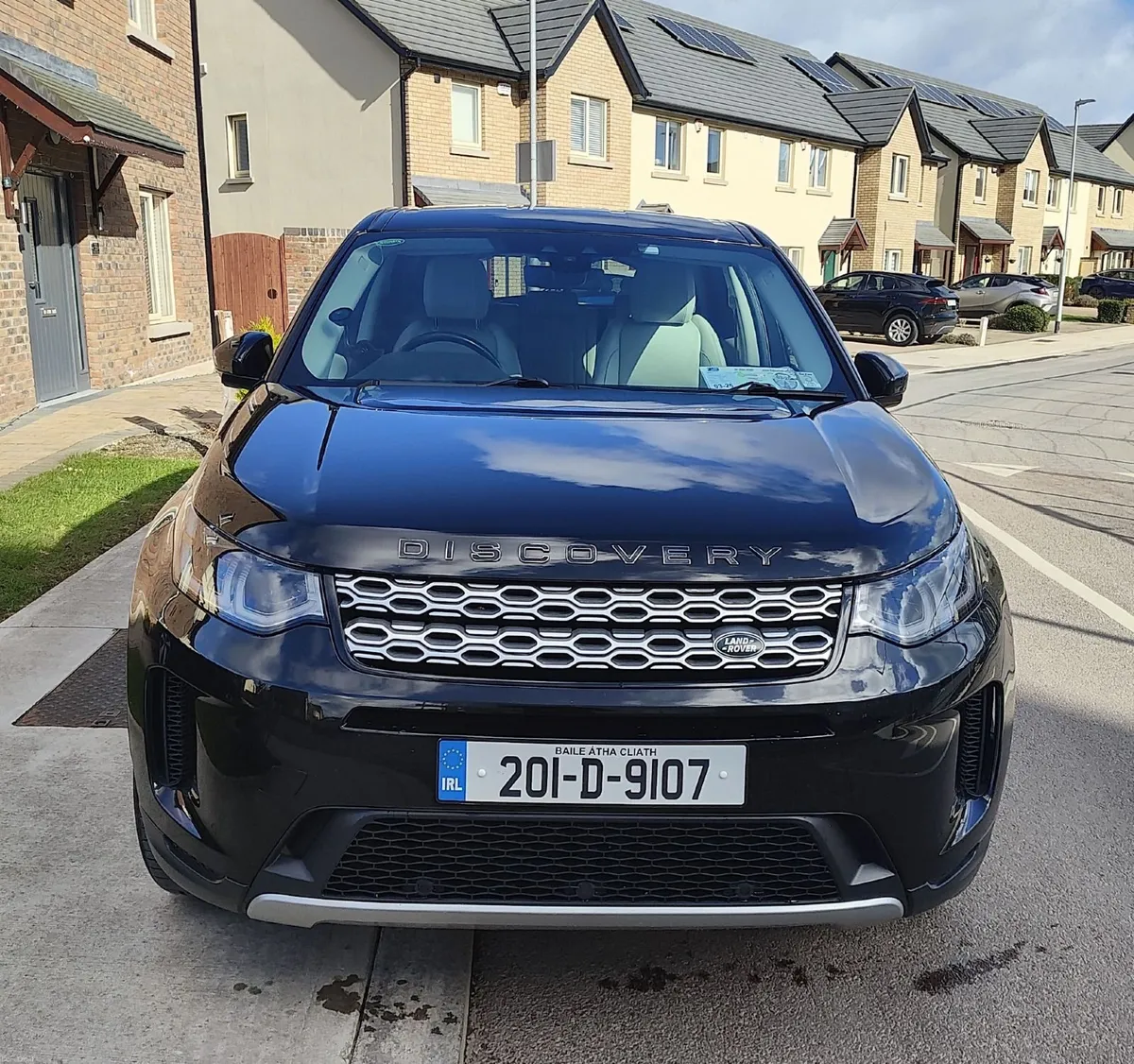Land Rover Discovery Sport 2020 | 7 Seater | Mint* - Image 4
