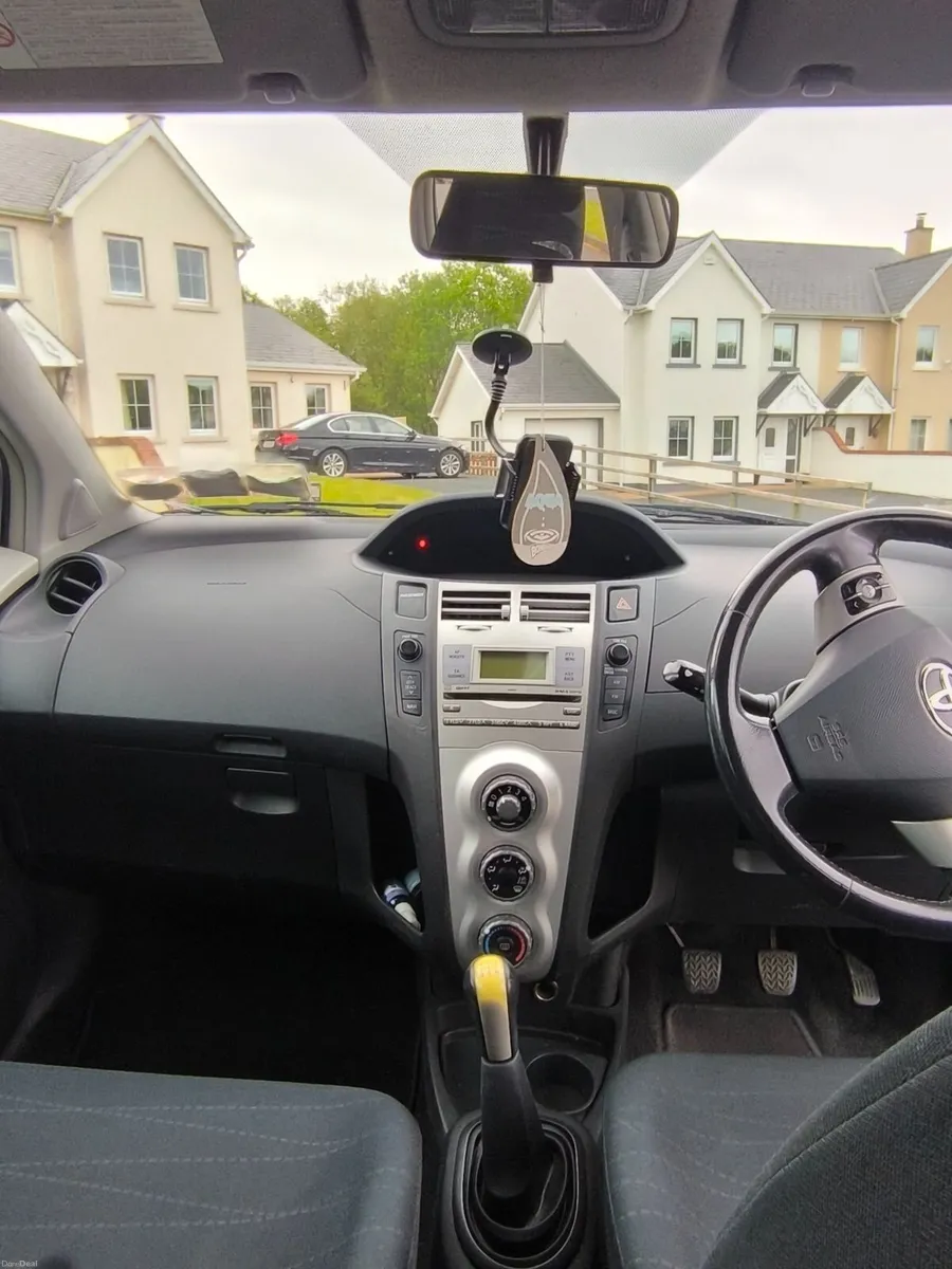 Toyota Yaris 2007 - Image 4