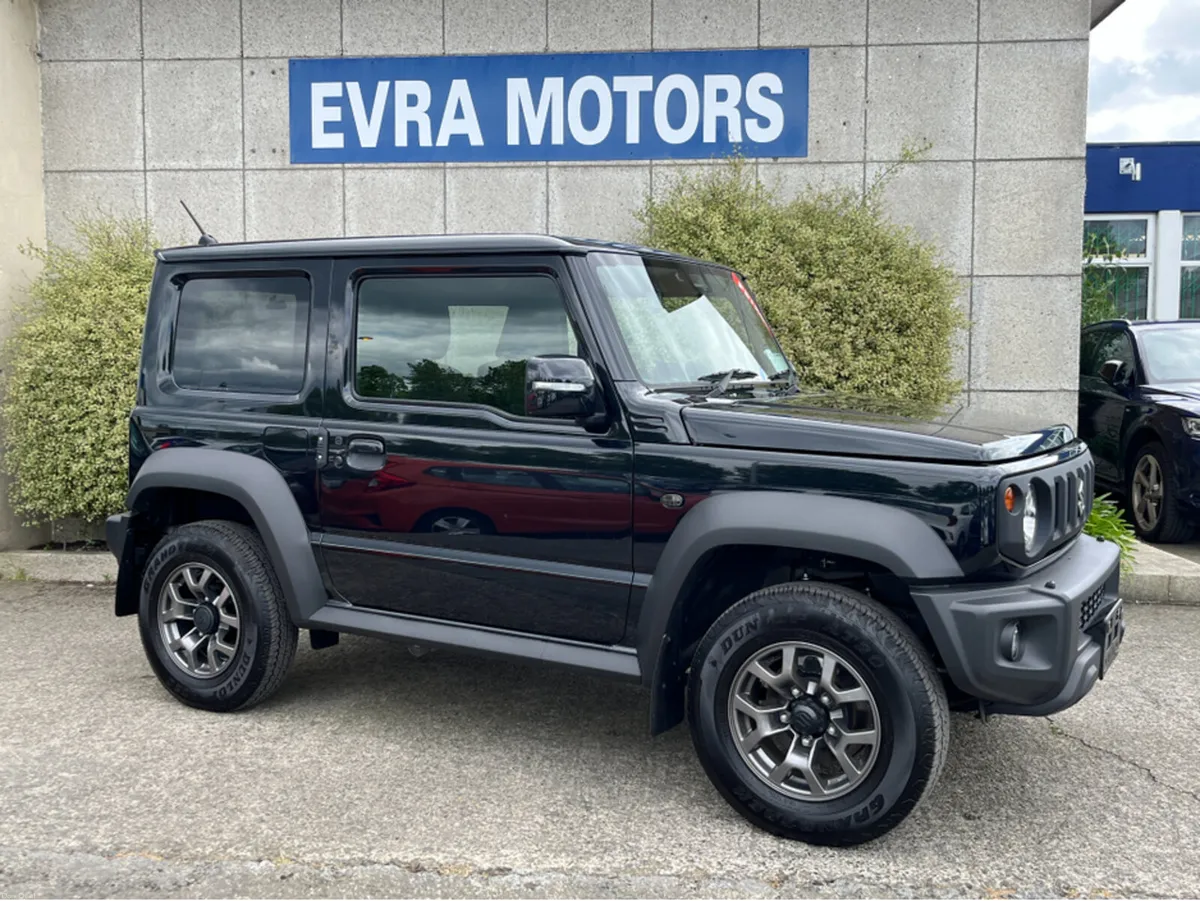Suzuki Jimny SIERRA 4 SEAT MANUAL 1.5 PETROL //HIG - Image 3