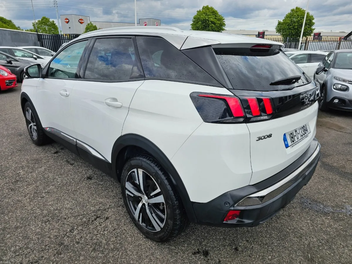 Peugeot 3008 ALLURE 1.2 ** AUTOMATIC ** HALF LEATH - Image 5
