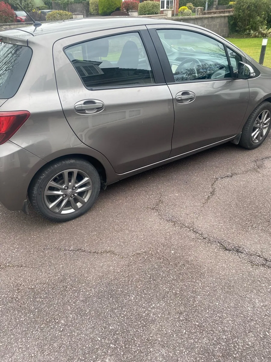 Toyota Yaris - Image 3