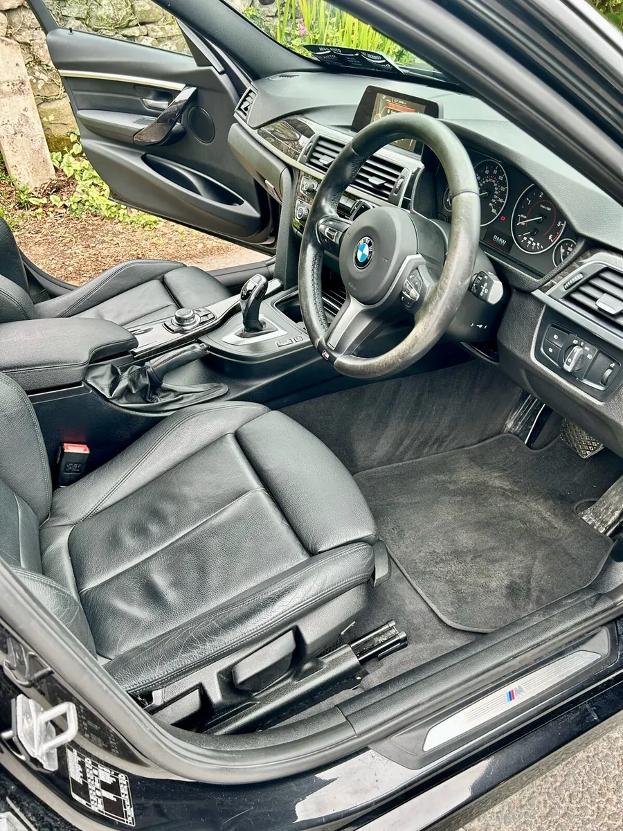 Stunning 3 series BMW msport Touring - Image 4