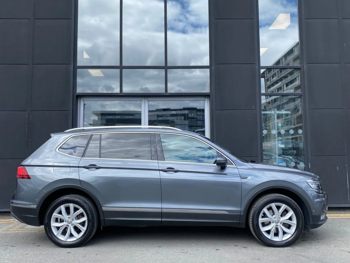 Volkswagen Tiguan Allspace 2.0 TDi Highline Auto 7 - Image 4
