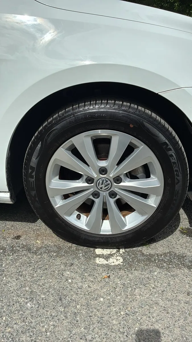 Volkswagen Golf 1.2 TSI Auto Comfortline - Image 4