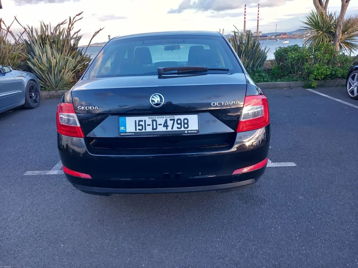 Skoda Octavia 2015 1.2 TSI low mileage - Image 3