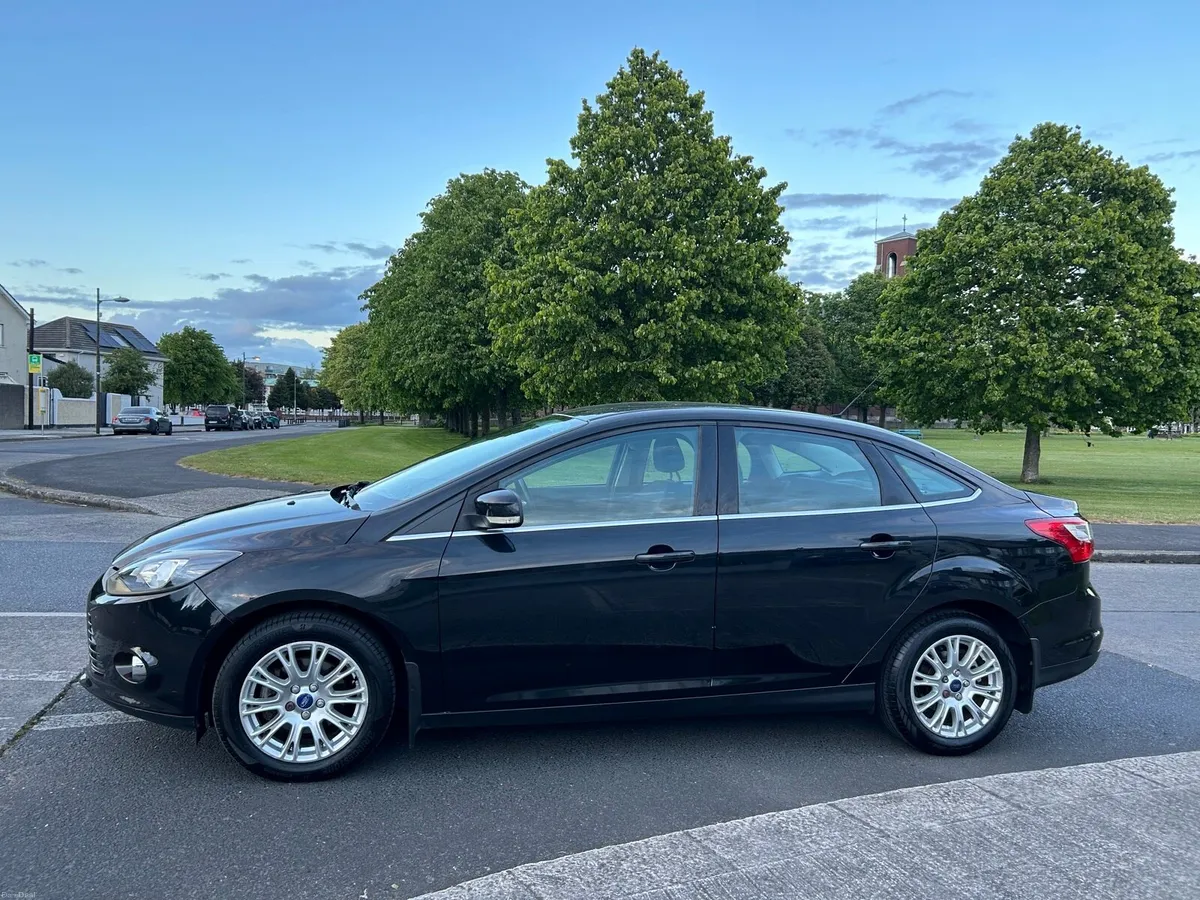 2012 FORD FOCUS DIESEL TITANIUM ,NCT 02-27 LOW KLM - Image 4