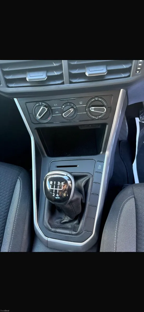 Volkswagen Polo 2022 - Image 6