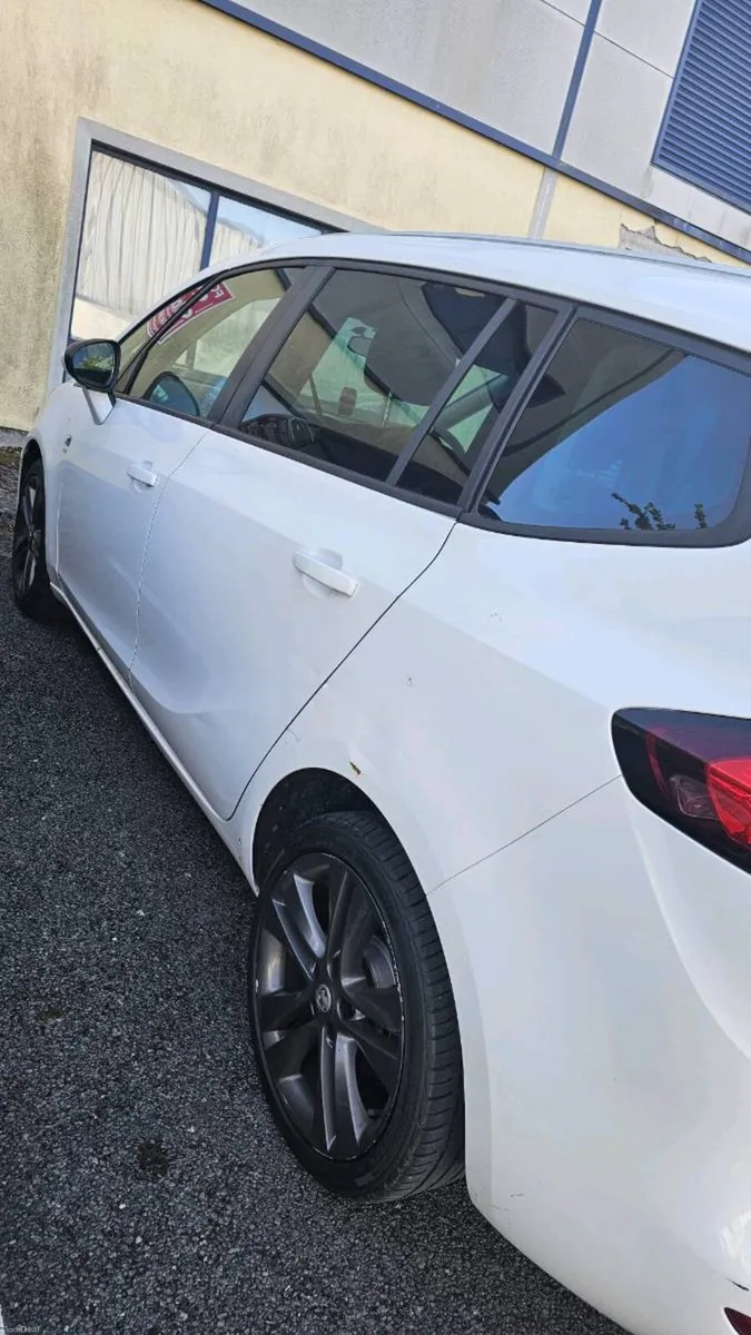 🔥 Opel Zafira 2013 SRI New Shape 🔥
2.0 Diesel | - Image 3