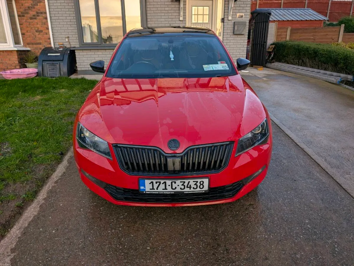 Skoda Superb Sportline 2017 - Image 1
