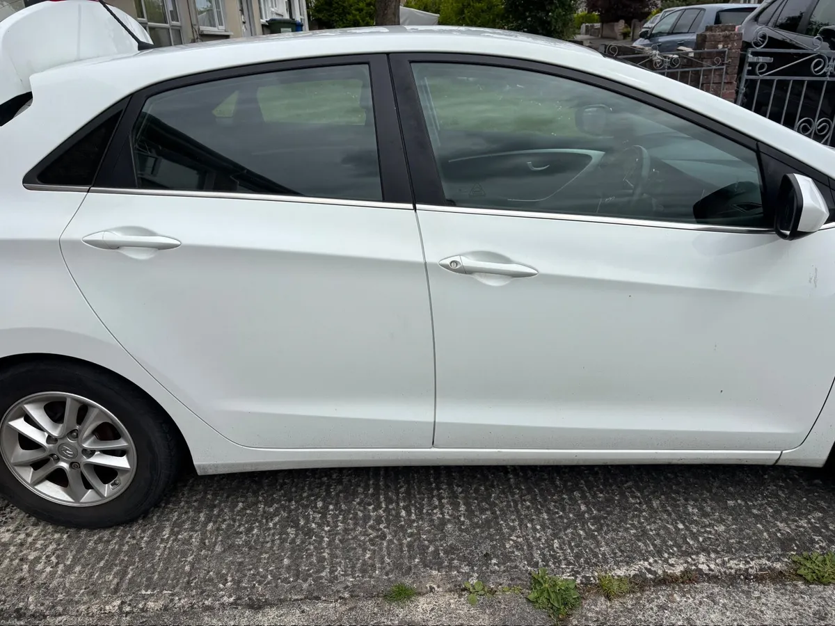 Brand new NCT Hyundai i30 2016 - Image 4