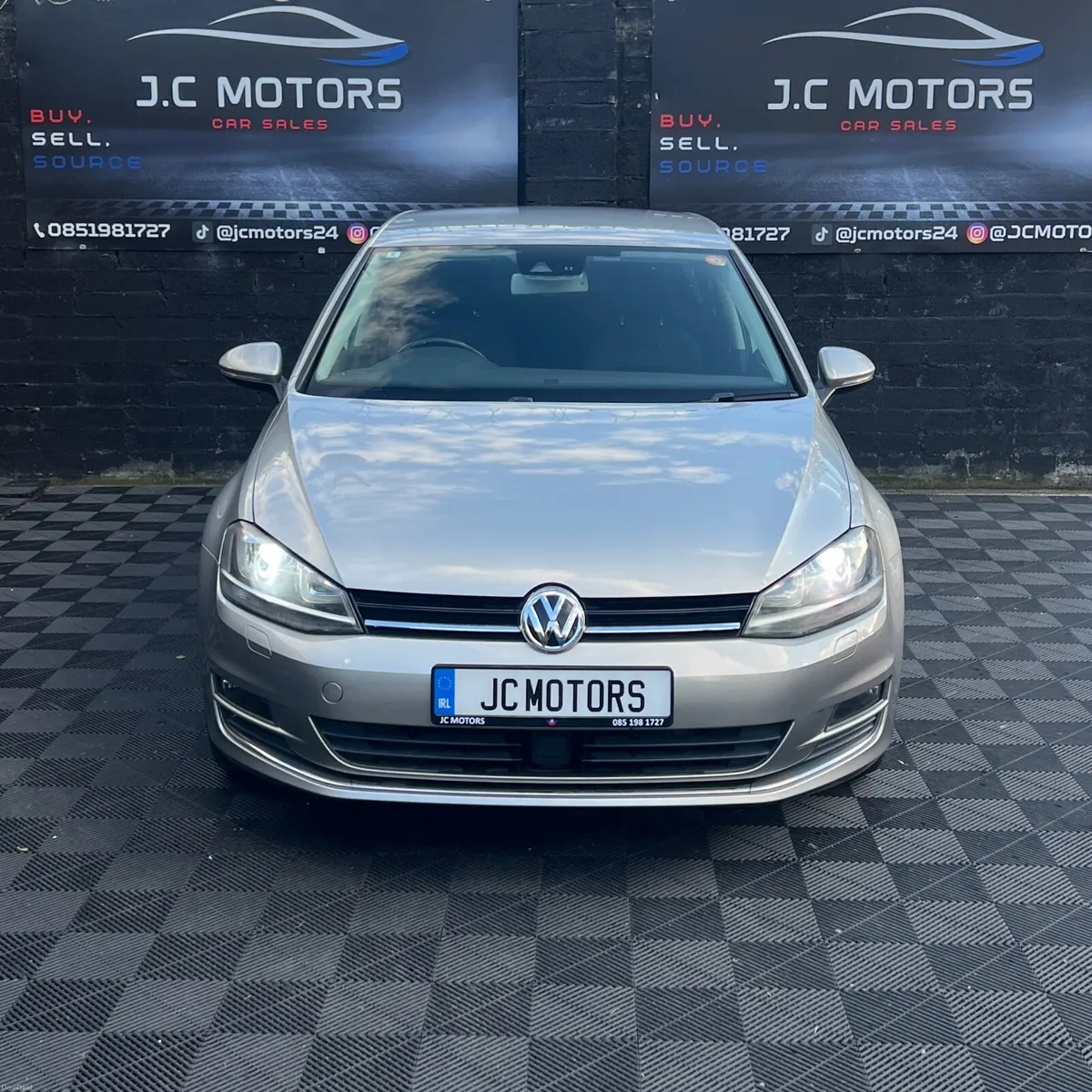 2013 VW Golf Highline (Automatic) - Image 2