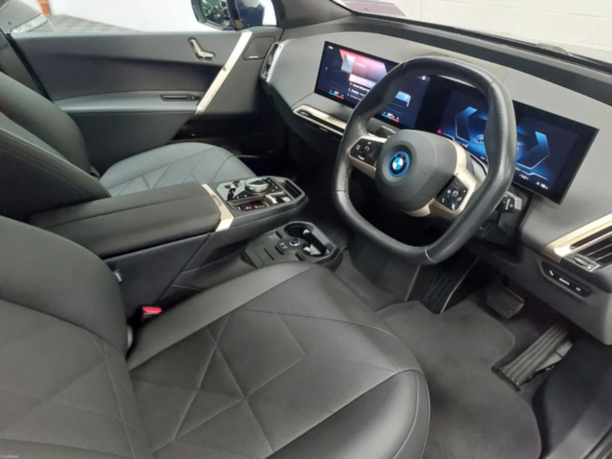 2022 IX XDRIVE40  (BIG SPEC ) - Image 6