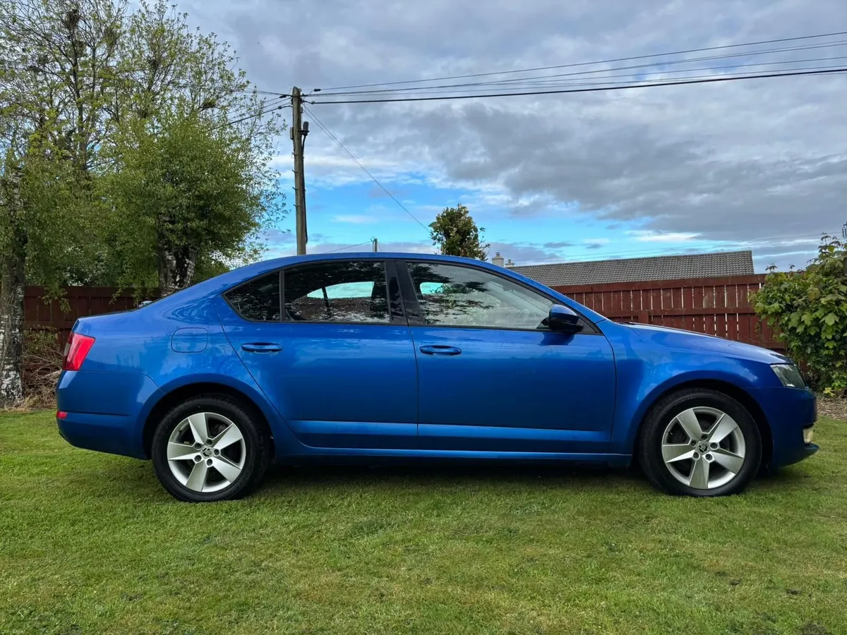 '17 Skoda Octavia DSG 1.6TDi 110Bhp - Image 4