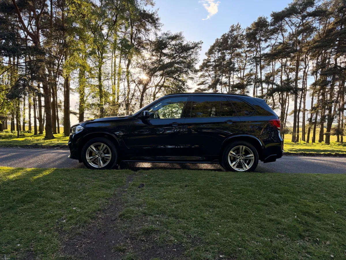 BMW X5 2016 Carbon Black Amazing Spec - Image 4
