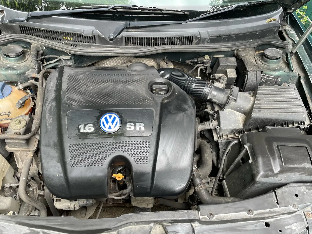 Volkswagen Golf Automatic 1.6 - Image 3