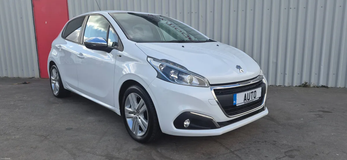 Peugeot 208 automatic active sport 1.2 petrol 5dr - Image 3