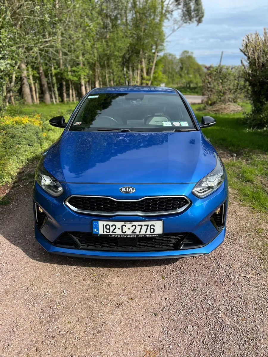 Kia Proceed GT Line 1.4 Petrol - Image 2