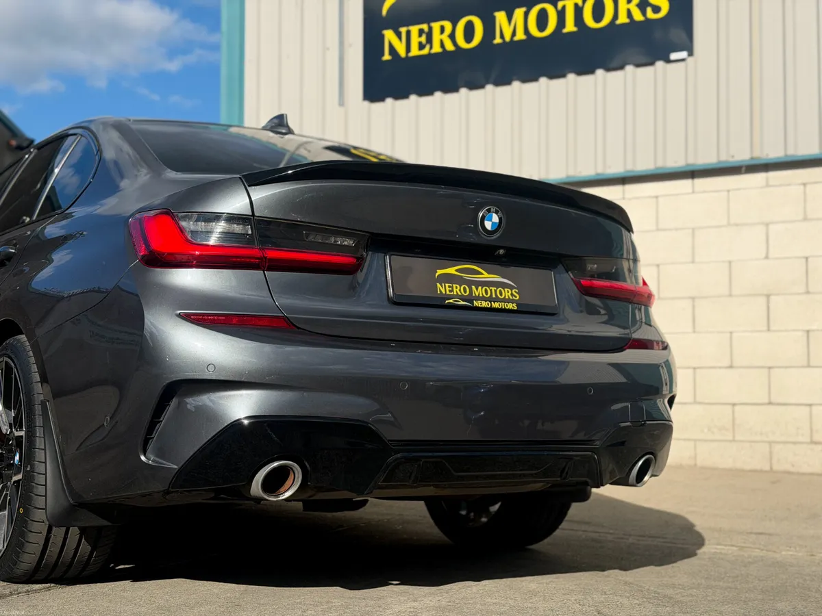 2020 (202) BMW 330e MSPORT - Image 3