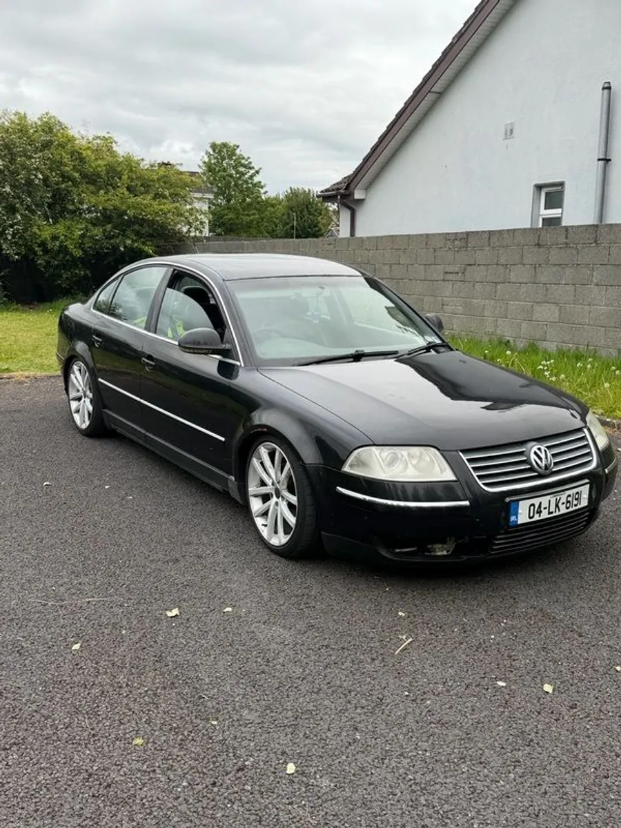 2004 Volkswagen Passat - Image 3