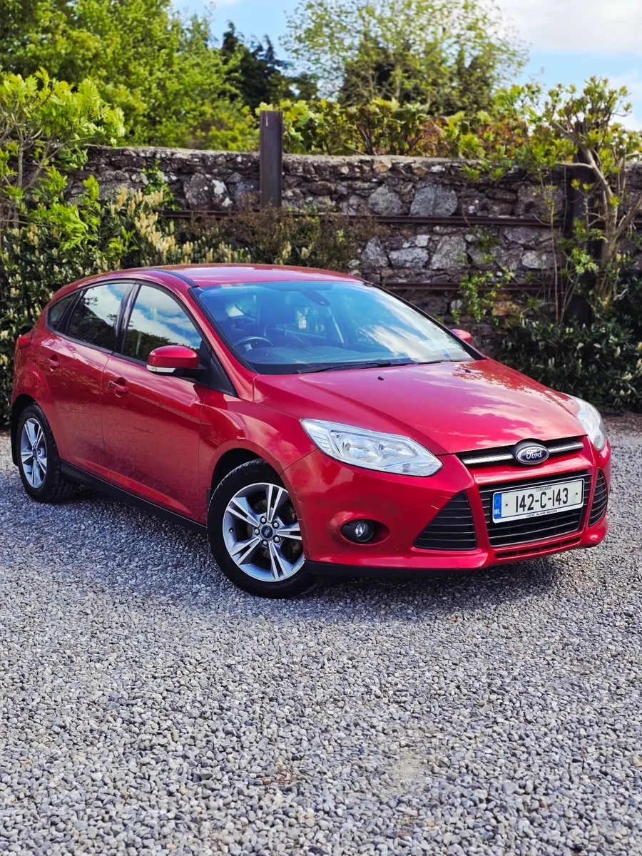 Ford Focus 2014 - Image 2