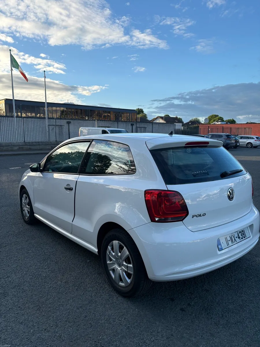 2011 Volkswagen Polo - Image 3