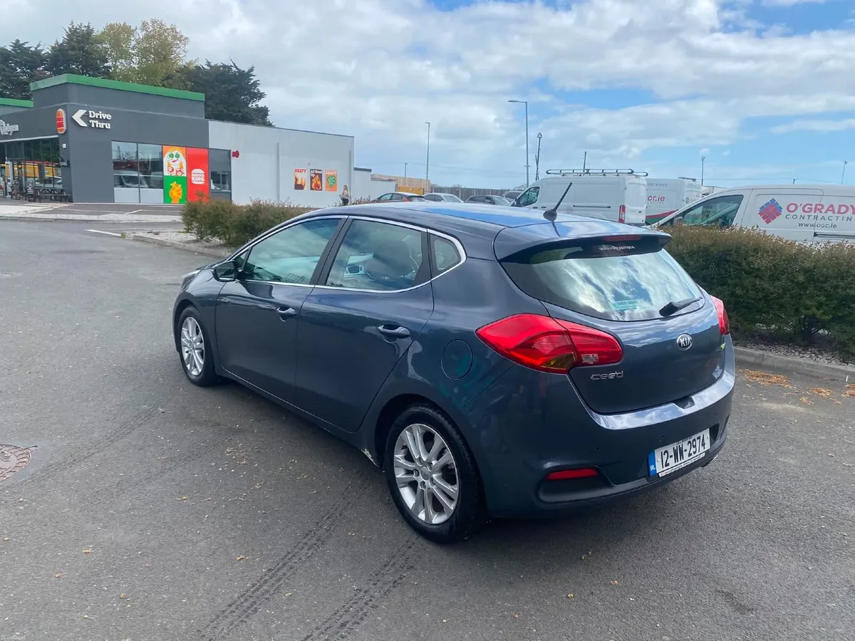 Kia Ceed 2012 - Image 4