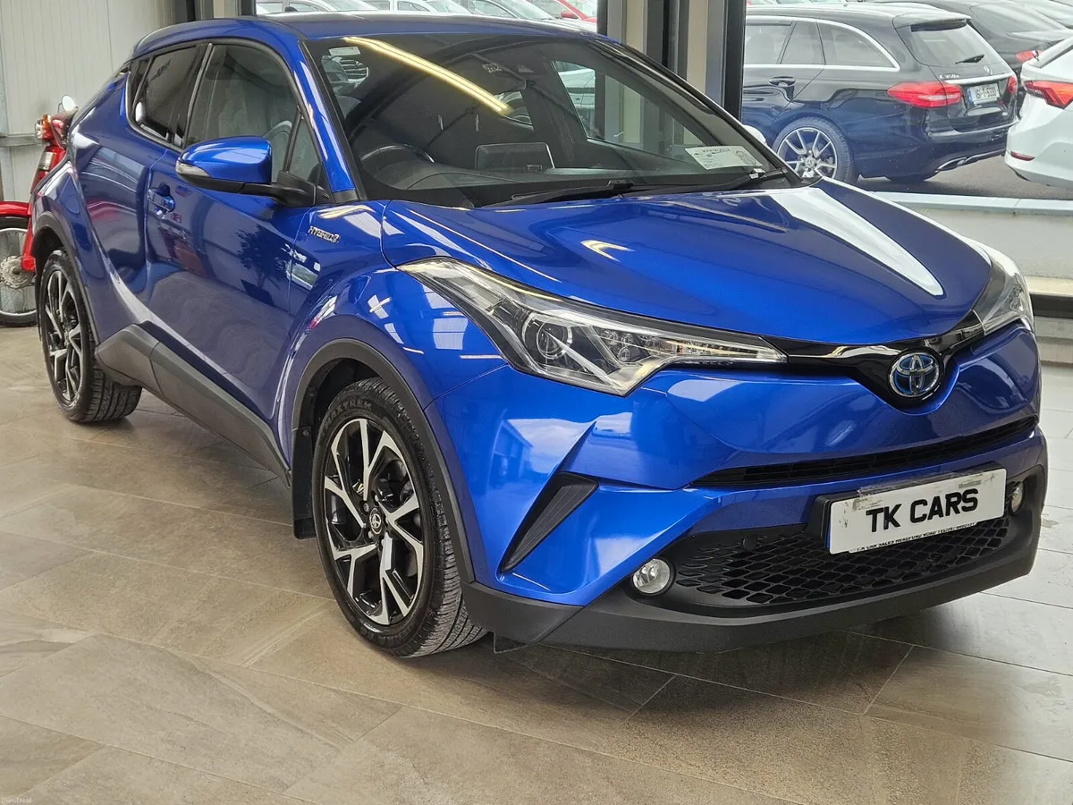 19 TOYOTA CHR SPORT HYBRID - Image 1