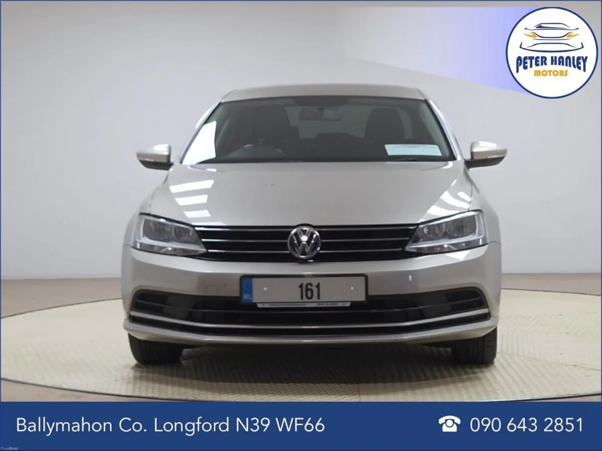 Volkswagen Jetta Jetta Se Bluemotion Tech Tdi  SE - Image 4