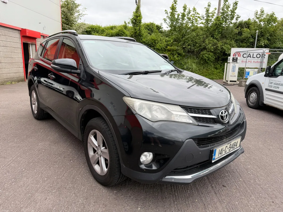 2014 Toyota Rav4 Luna - Image 1