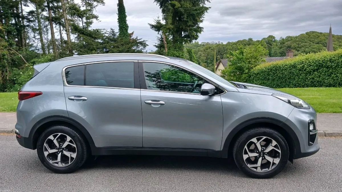 191 kia sportage Diesel ⛽️ Nct 3-27 Tax 8-26 - Image 3
