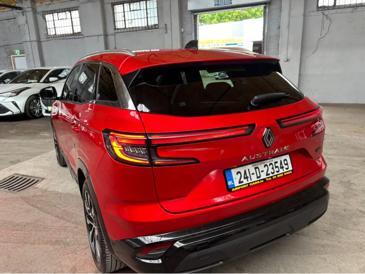 Renault Austral TECHNO E-TECH HYBRID 5 - Image 3