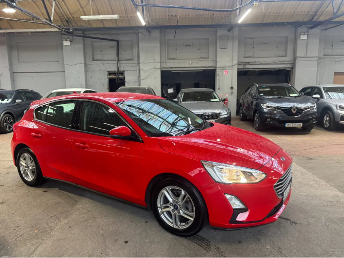 Ford Focus 1.0T ZETEC 5DR T ECOBOOST 100PS 1.0 - Image 1