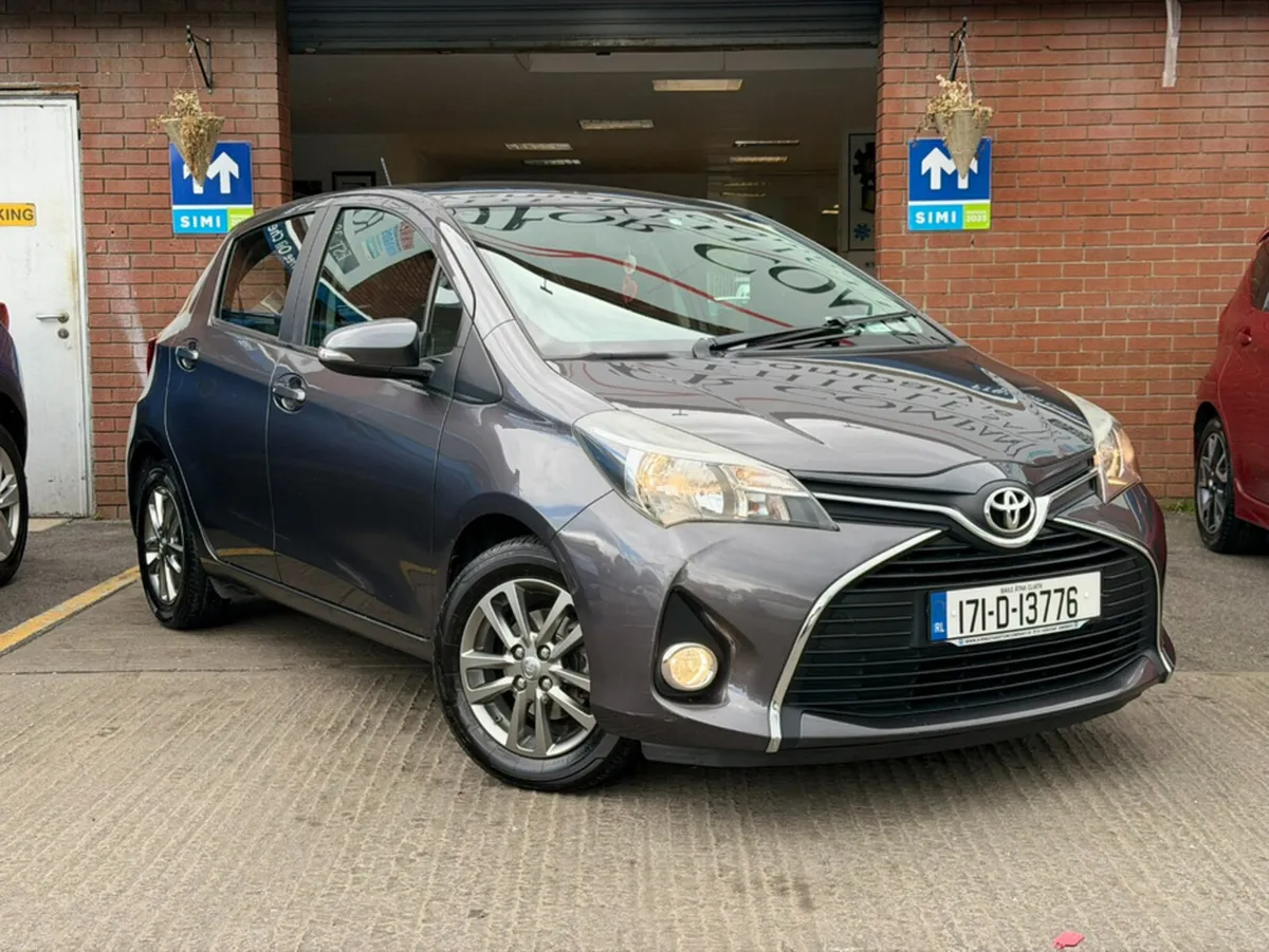 Toyota Yaris 1.0 LUNA 5DR - Image 1