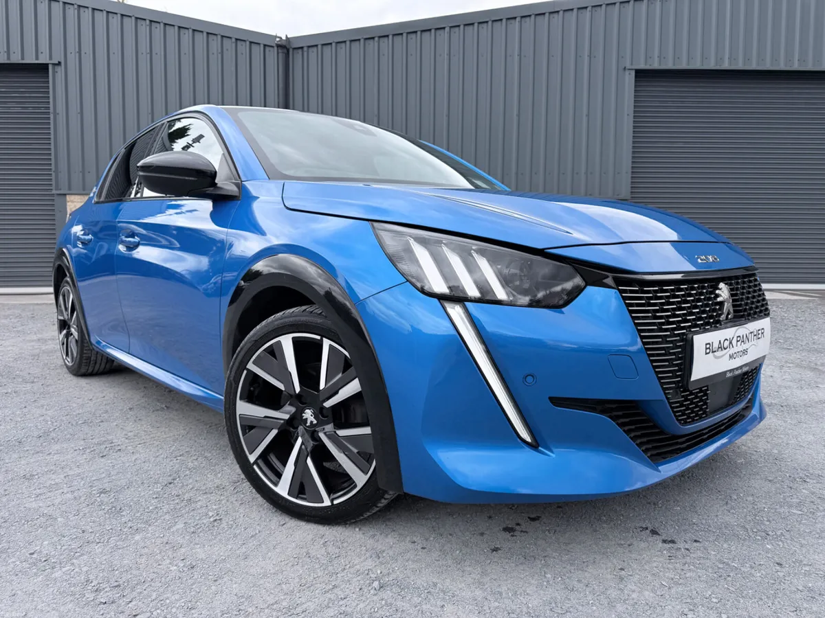 Peugeot 208 211’ GT Line 1.2 LOW MILEAGE/TOP SPEC - Image 1