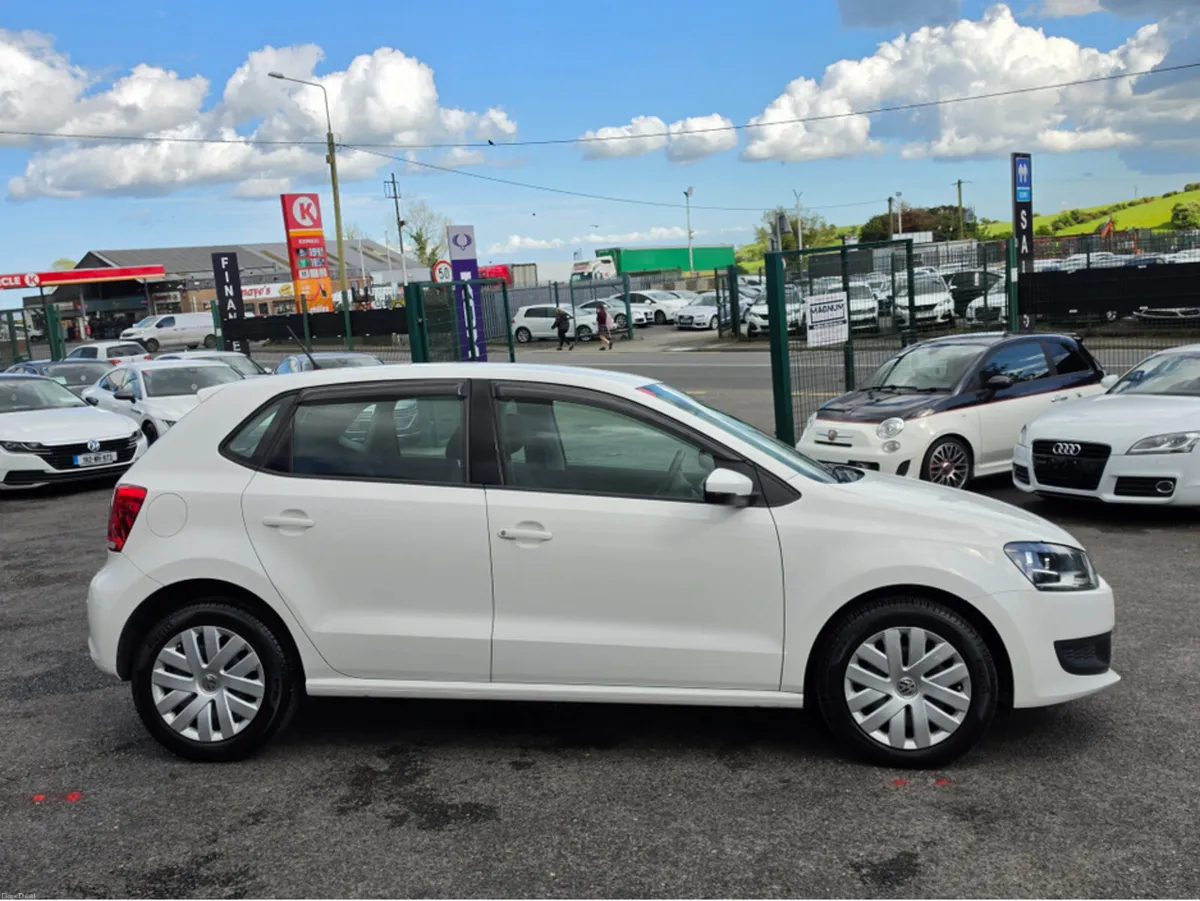 Volkswagen Polo ONLY 27,998KM ! 1.2 TSI AUTOMATIC - Image 2