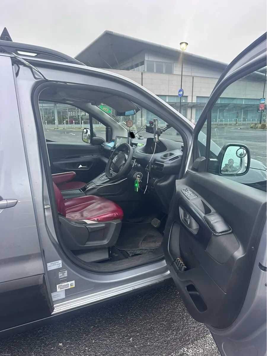Peugeot rifter 2023 high specs get own plate - Image 2