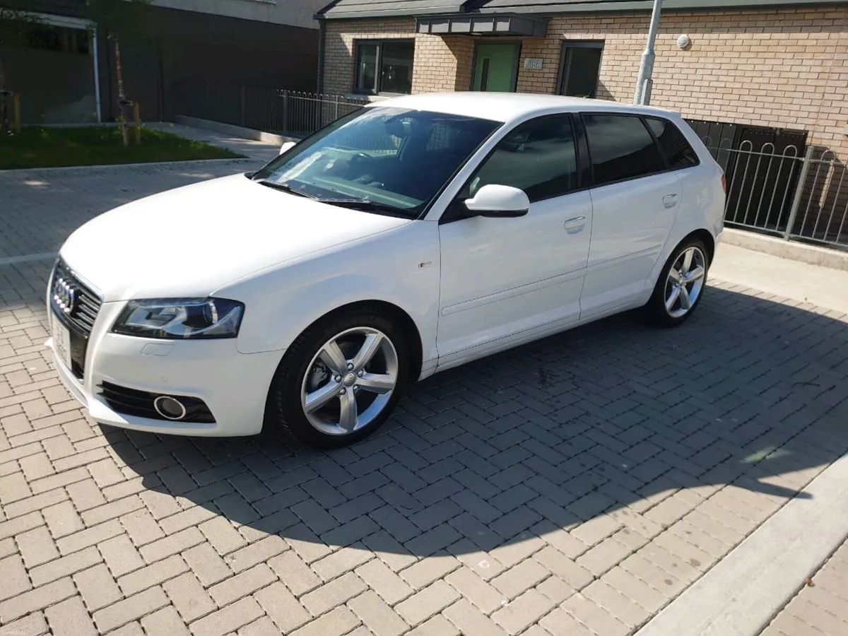 Audi A3 S line - Image 1