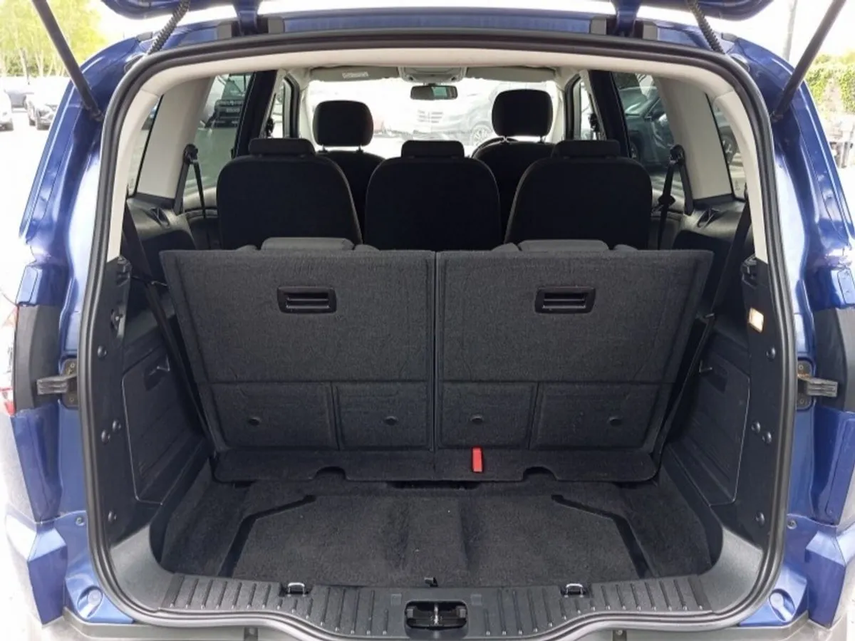 Ford S-Max 1.6TDCI 115PS 7 SEATER - Image 4
