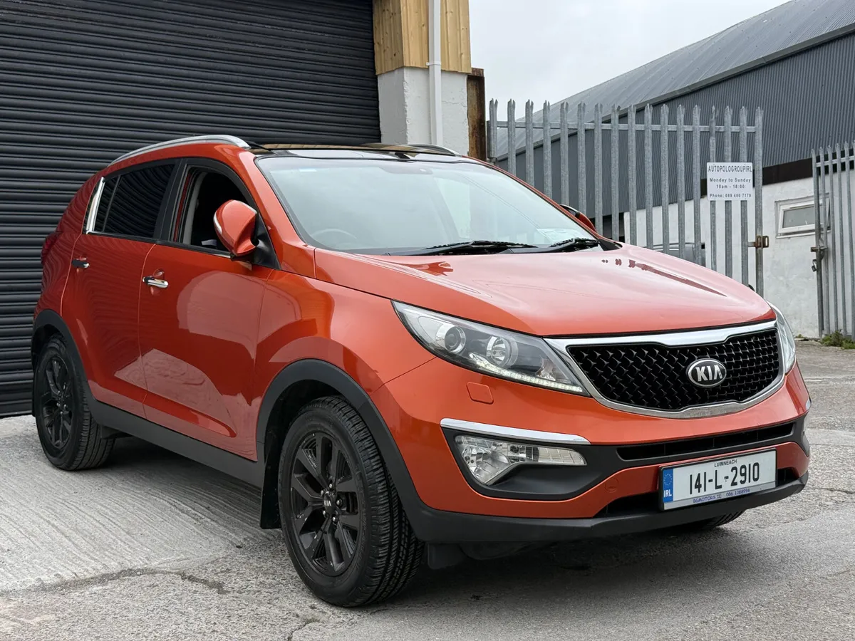 Kia Sportage (141)  LOW KM - TOP SPEC - SUN ROOF - Image 2