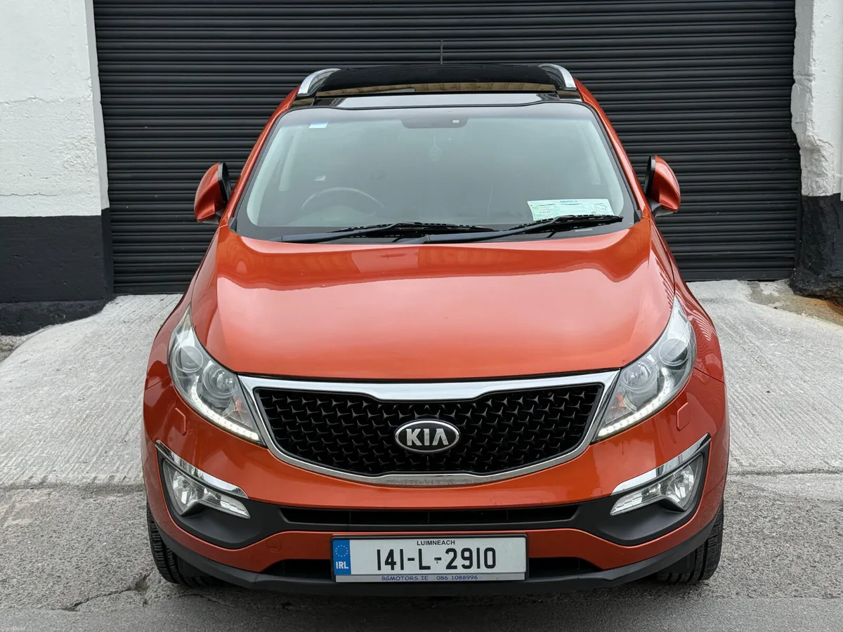 Kia Sportage (141)  LOW KM - TOP SPEC - SUN ROOF - Image 3