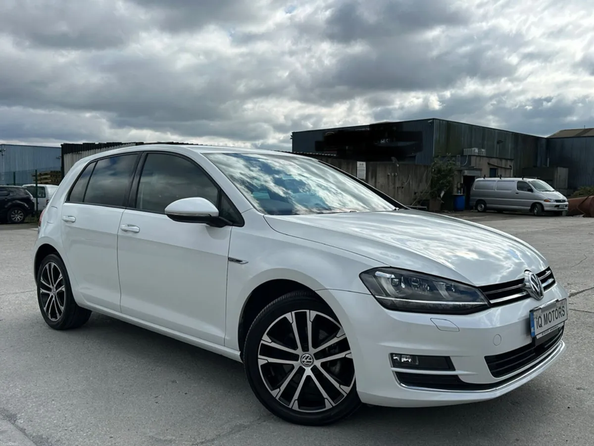 Volkswagen Golf Full Leather/Heated 1.4L  (2673) - Image 1